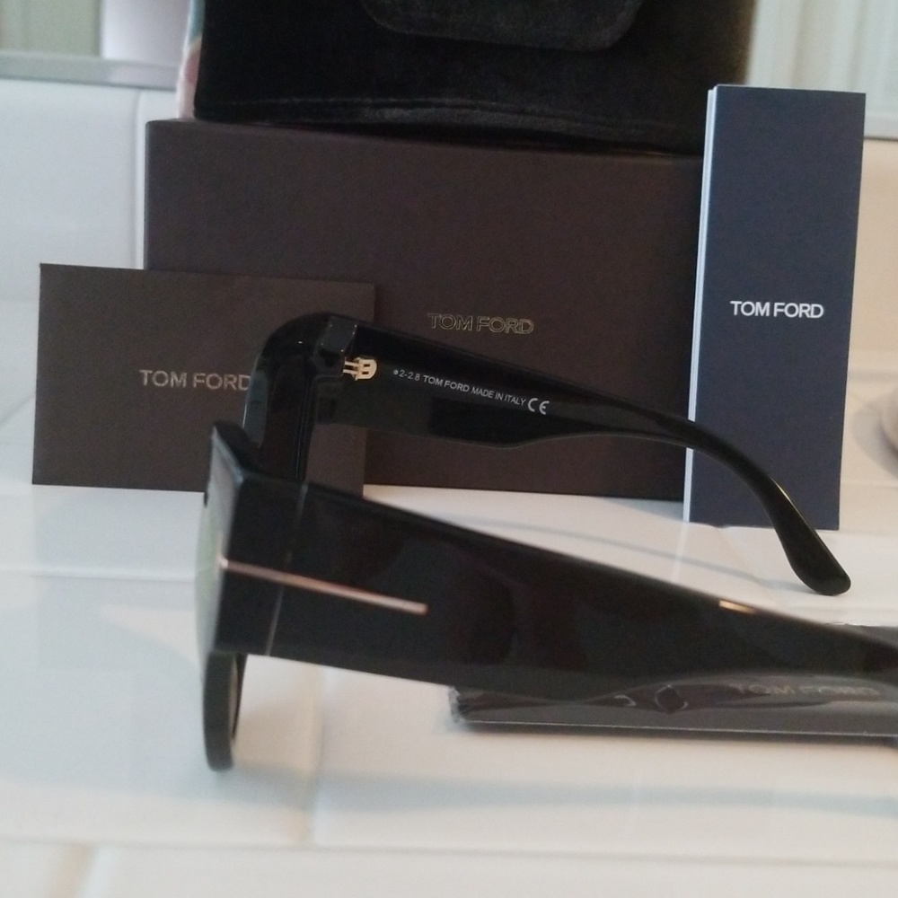 New Tom Ford Anoshka Cat Eye Pink Sunglasses - Picture 3 of 6